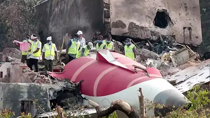BLOCK BOX OF THE CRASHED PLANE FINALLY BEEN FOUND, WHAT IS IT ?